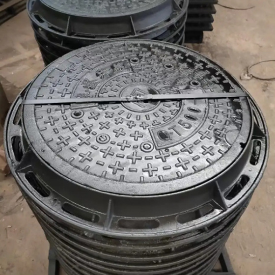 Anti-sinking manhole cover