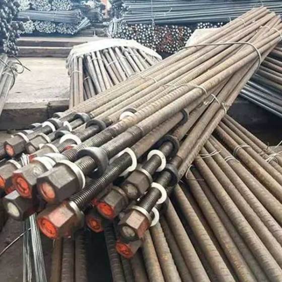 Pipe seam anchor