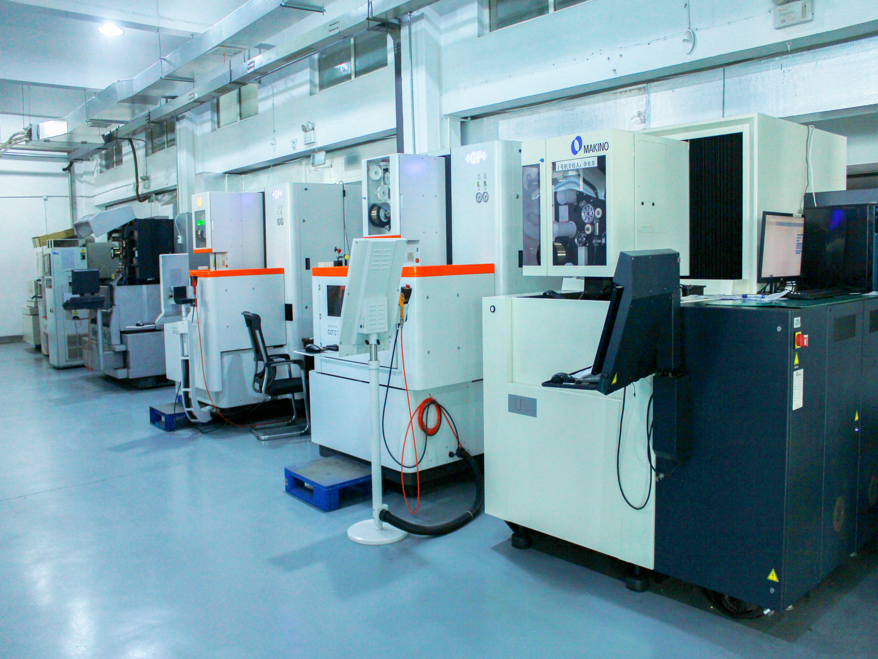 Swiss Archie Chamil, Japan Makino slow-walking wire cutting machine