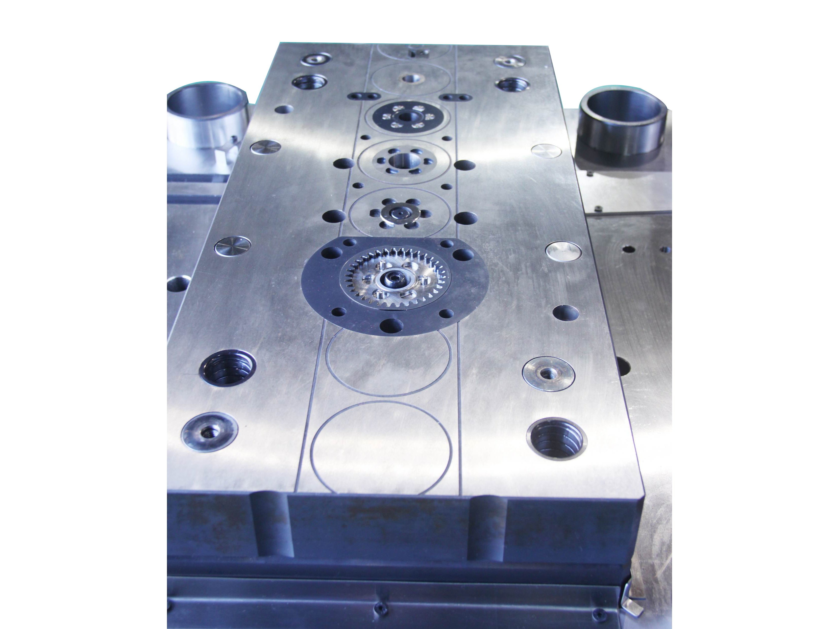 Gear mold