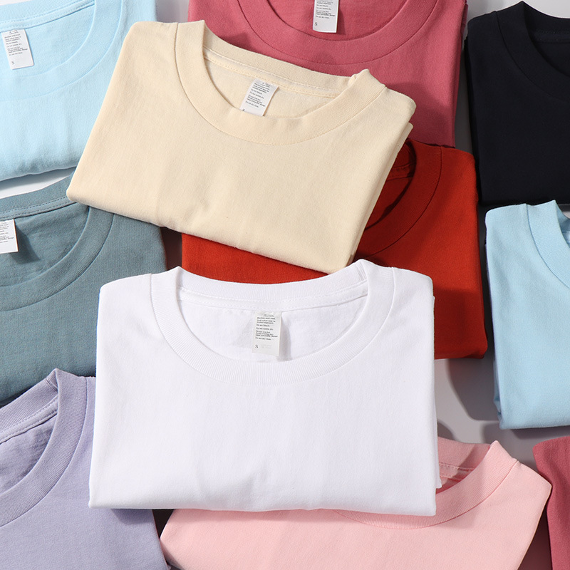 Customized solid color T-shirt