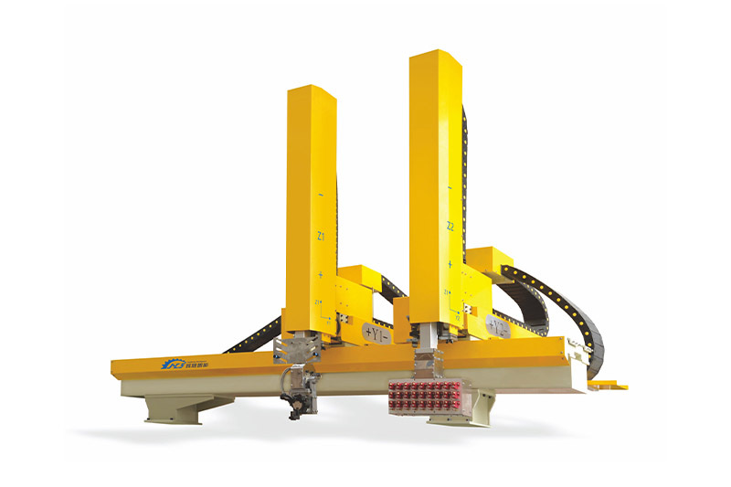 Die casting linear robot