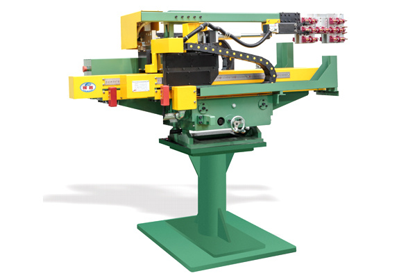 Magnesium alloy double servo spray pick-up machine