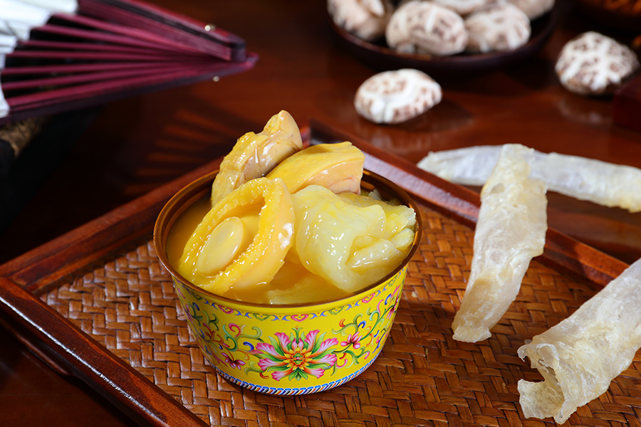 金碗鮑魚花膠雞