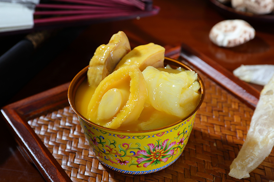 金碗鮑魚花膠雞