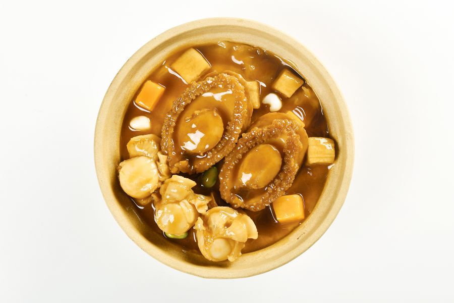一口鮑魚撈飯