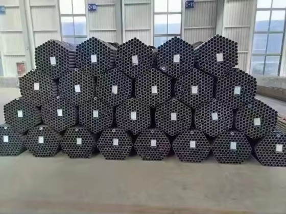 Seamless steel pipe manufacturing methods and application areas