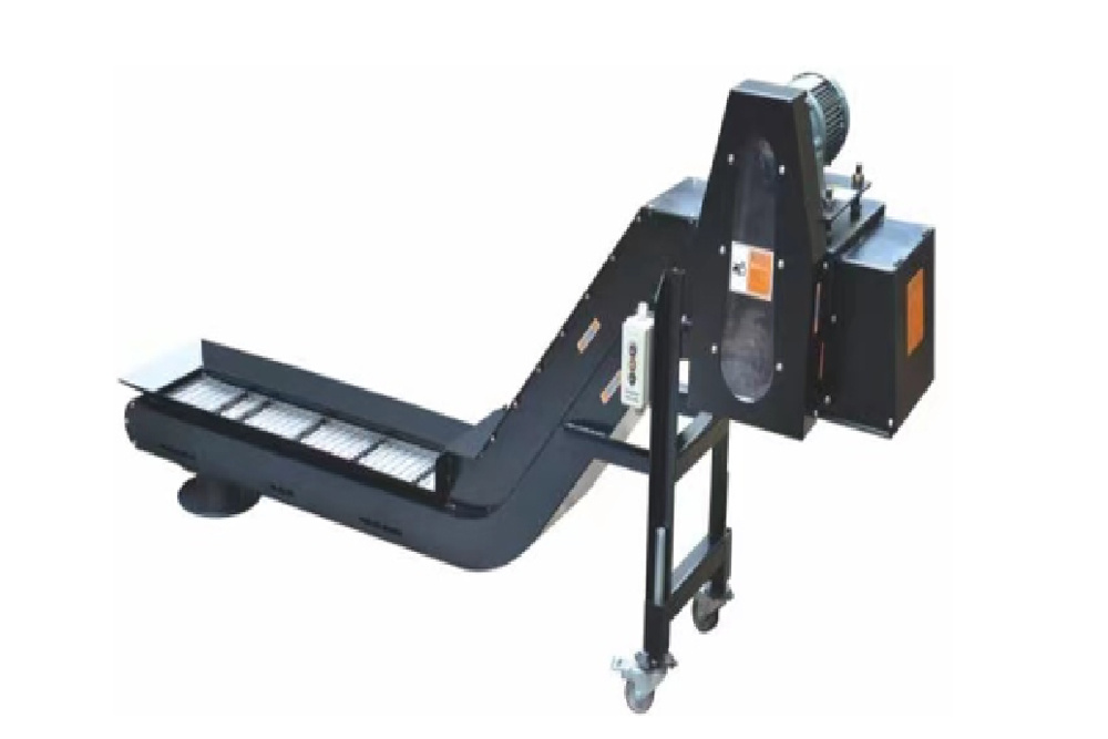 Automatic chip conveyor