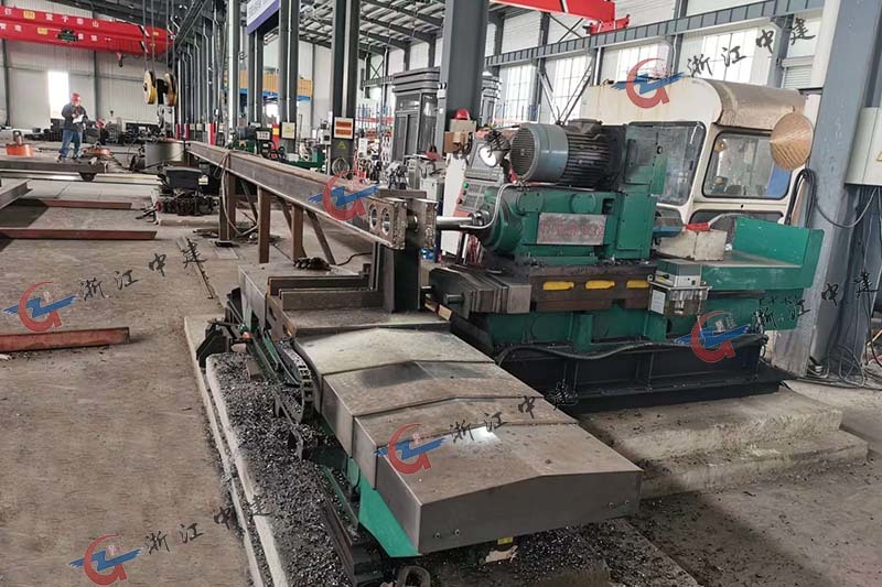 Positioning boring machine