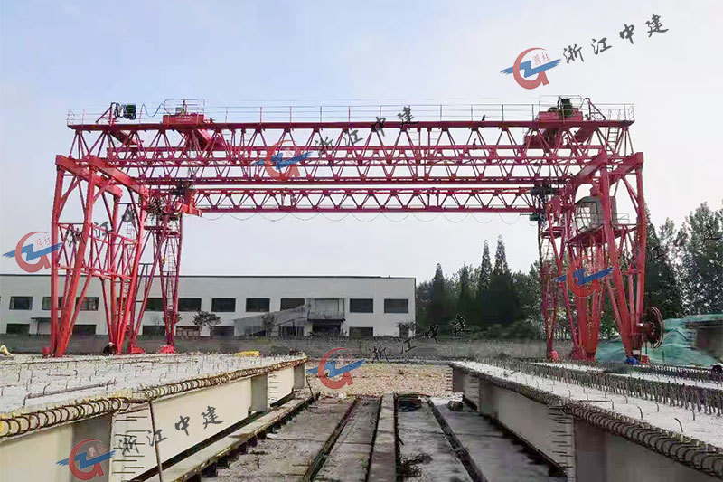 New type gantry crane of 65t+65t-32m in Lin'an, Zhejiang New type gantry crane of 65t+65t-32m in Lin'an, Zhejiang