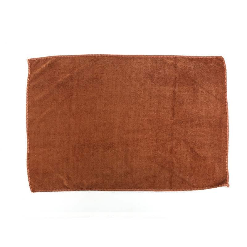 How to Use Microfiber Cleaning Towels for Interior Detailing: A Comprehensive Guide