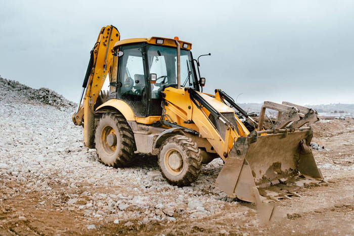 How to deal with excavator accidents and its safe operation