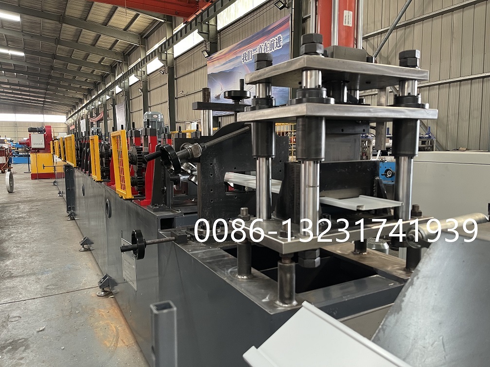 gearbox transmission high-strength steel fire damper blade roll forming machine louver roll forming machine