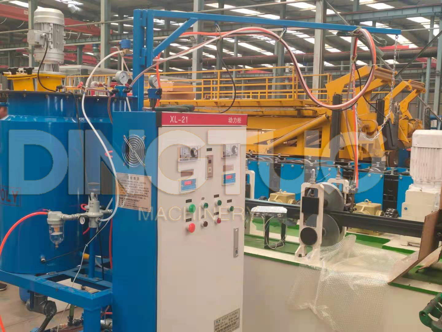 perforated 45 55 77 95 cassette quick change all in one type PU foam rolling shutter slat roll forming machine