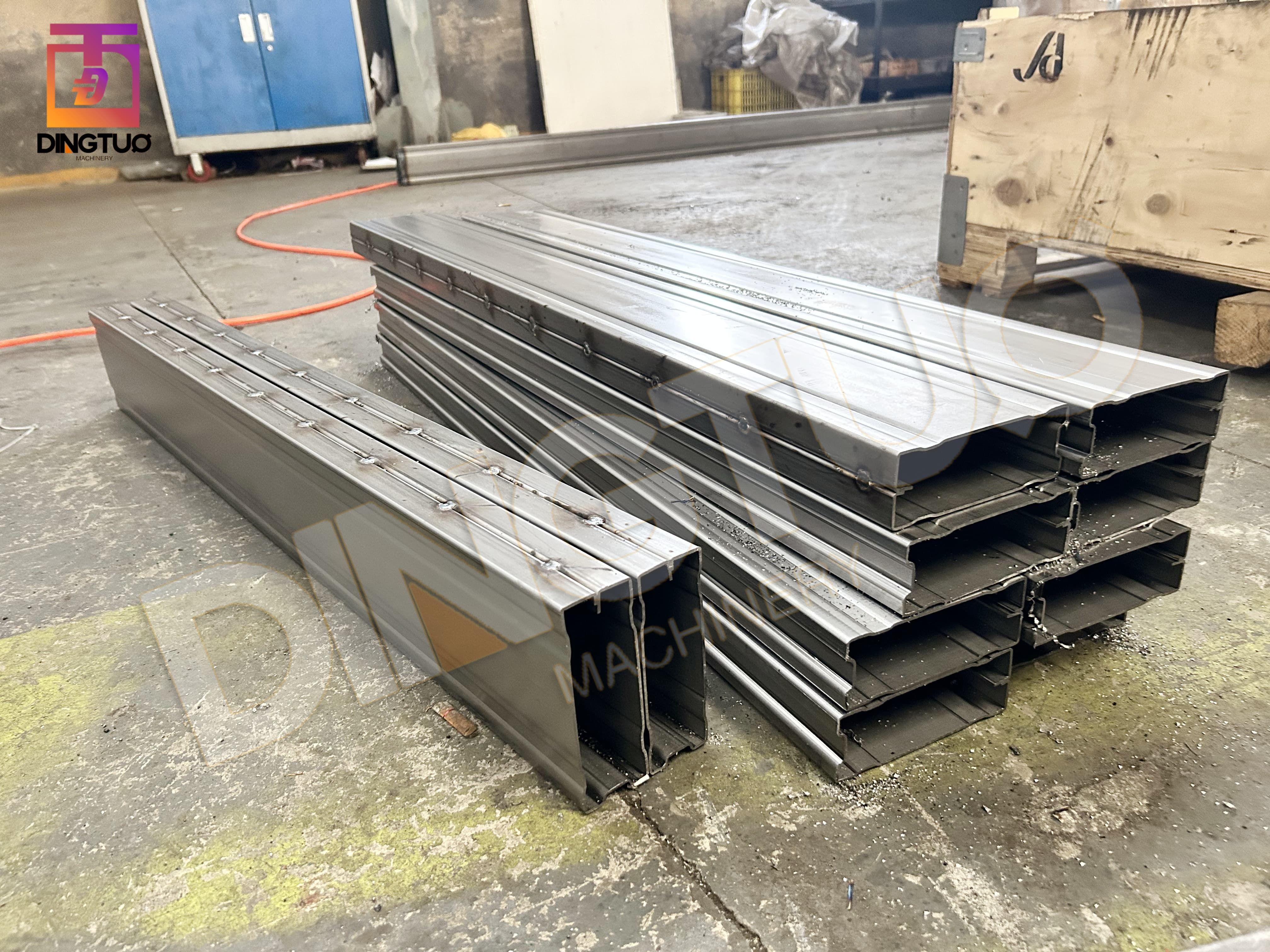 80 100 120 140 automatic size chanegable rack beam machine shelving beam roll forming machine