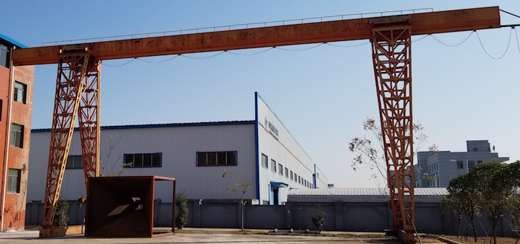 Large gantry crane