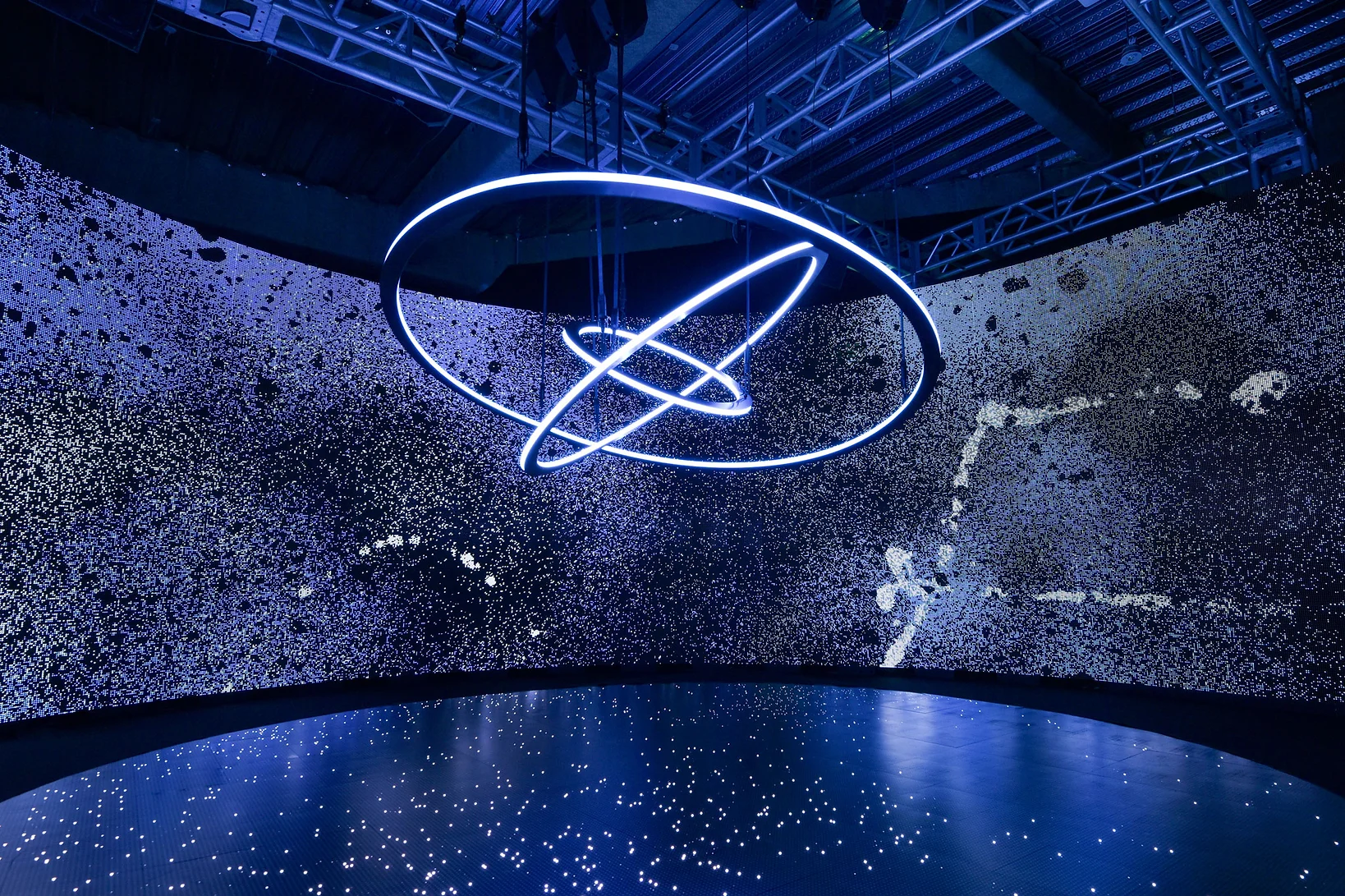 Kinetic light 1