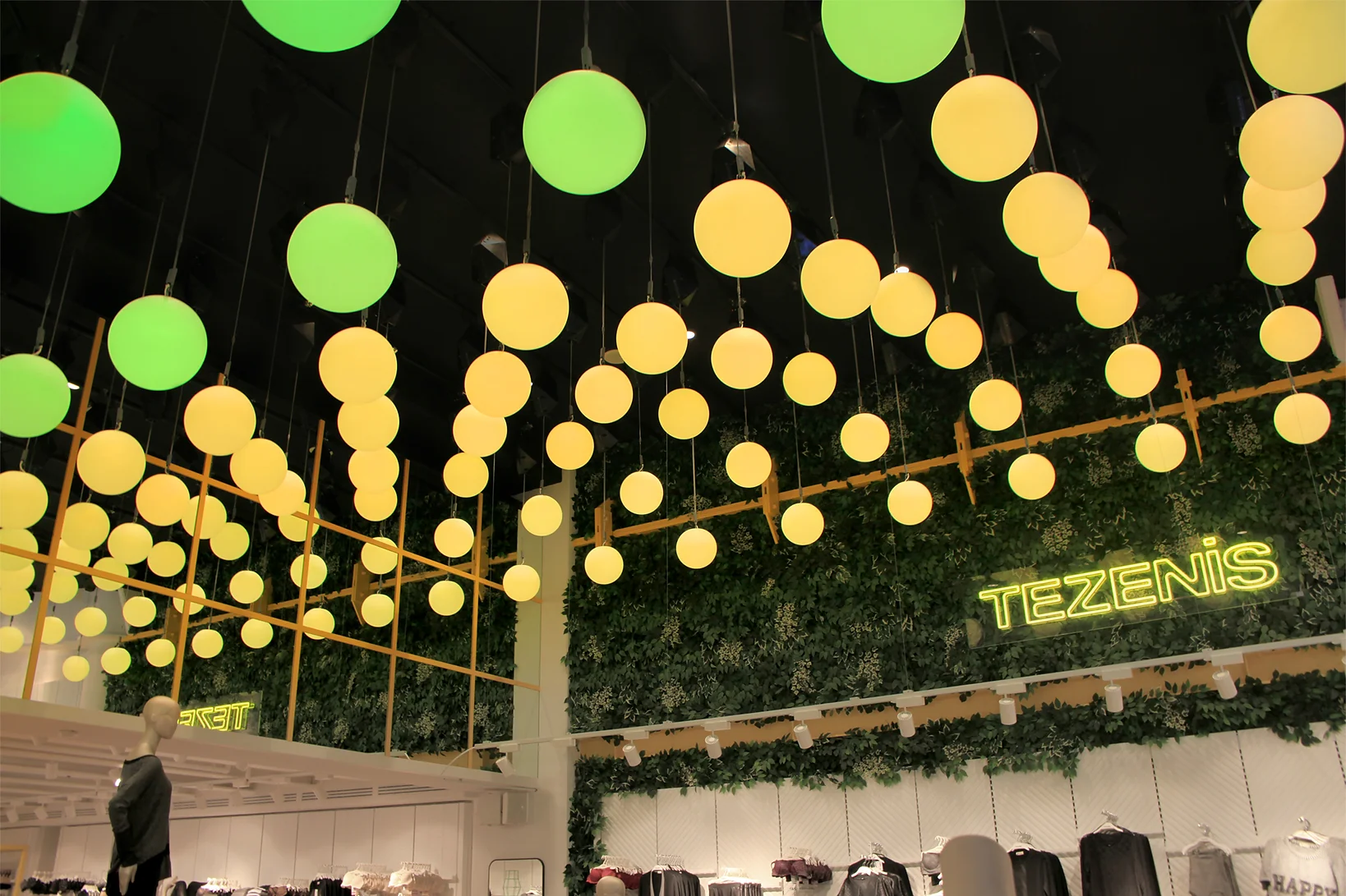 Kinetic light 4