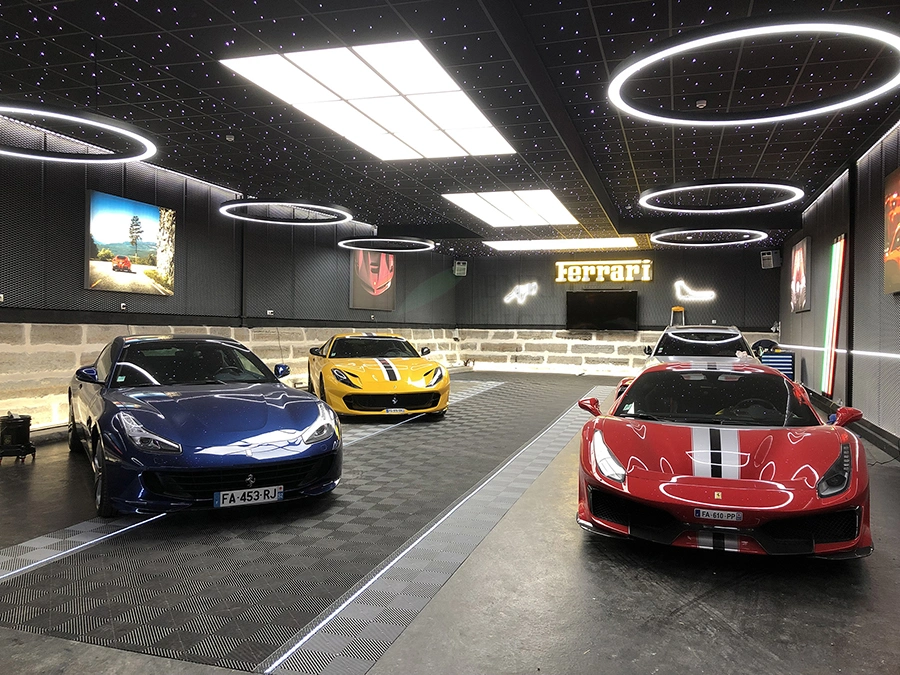 car showroom 4
