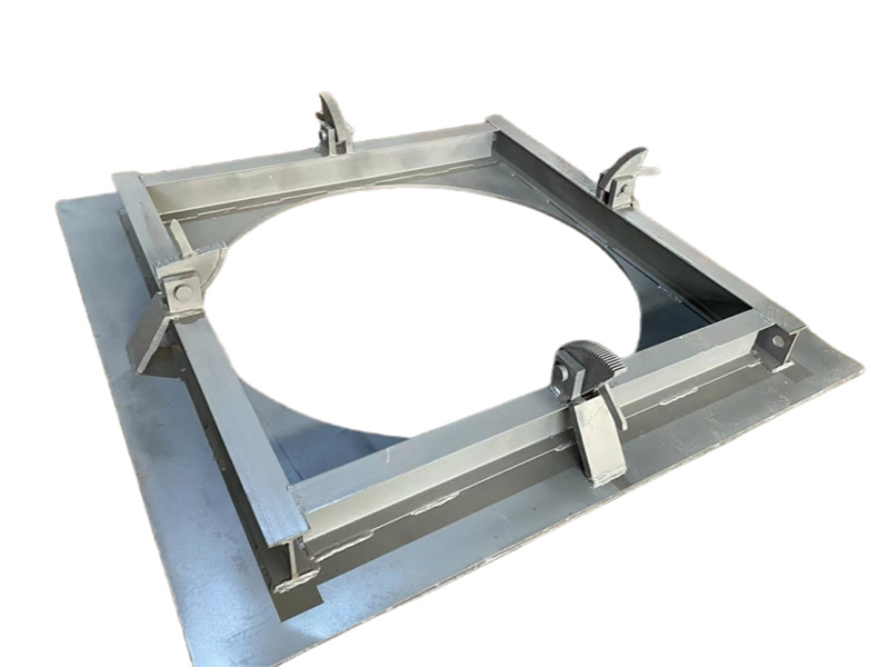 Casing fixator