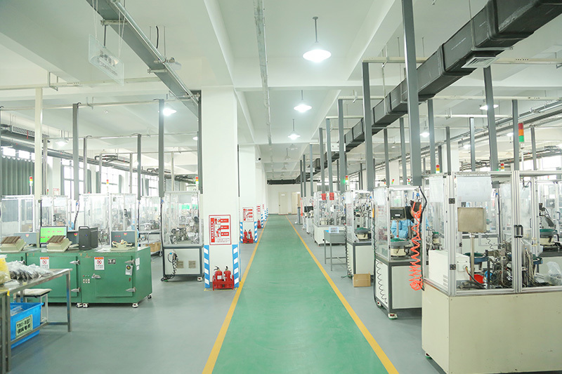 Thermal protector automatic production line