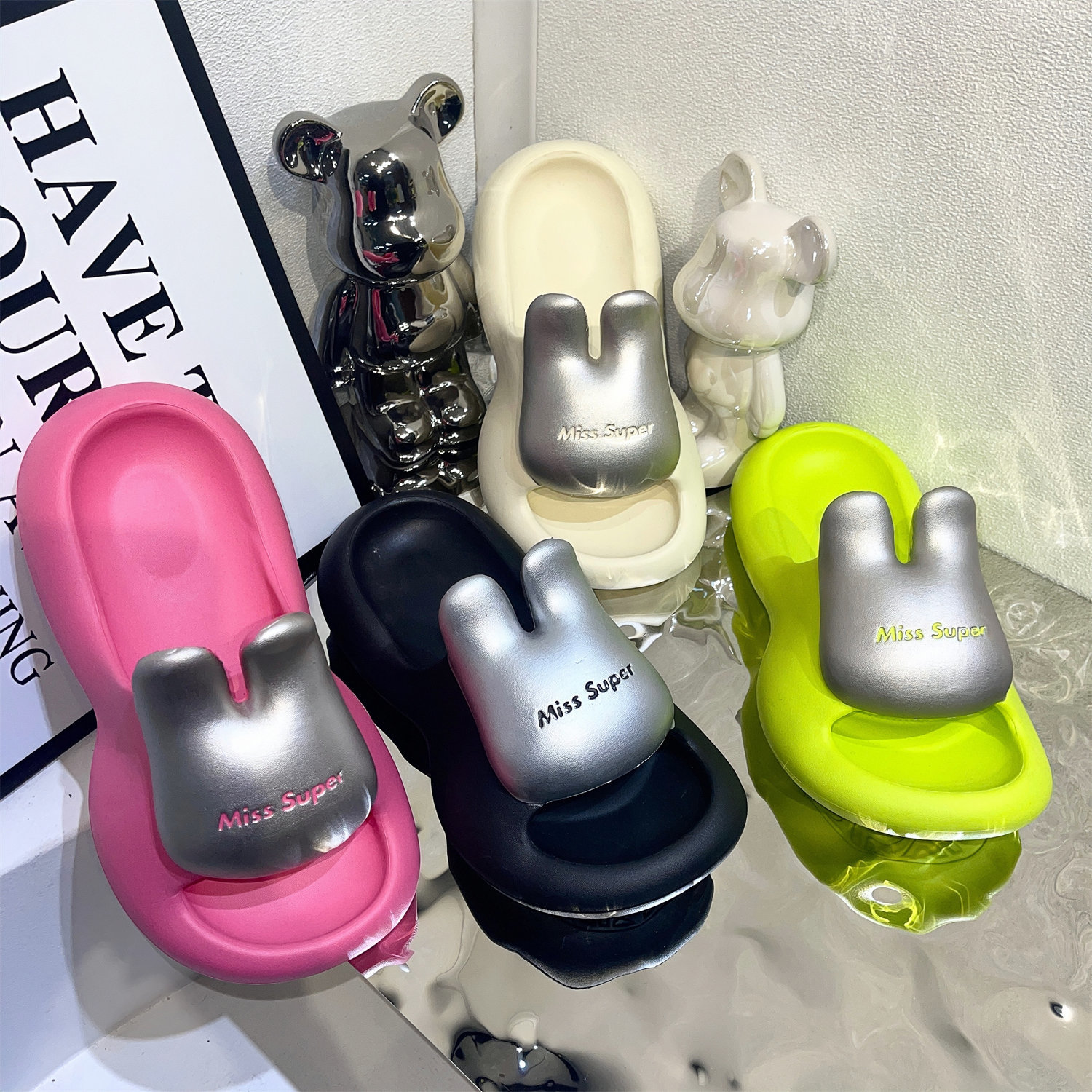 010 Two tone rabbit slippers