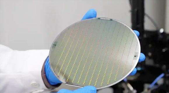 Lithium tantalate chip