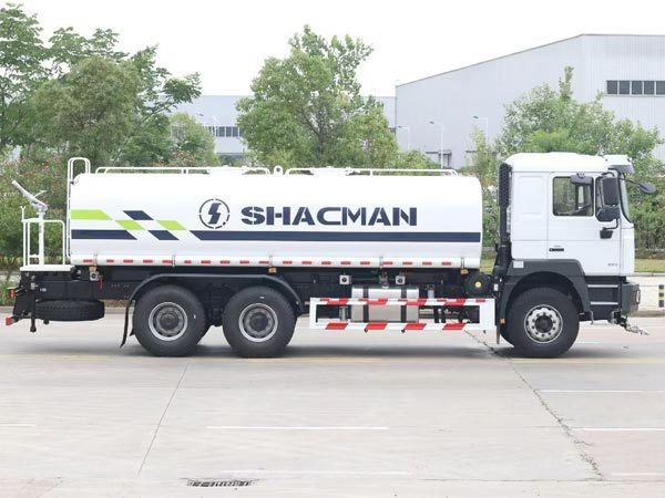 Shacman Water Tank Truck 20000 Liter F3000 Sprinkler Water Truck 380hp