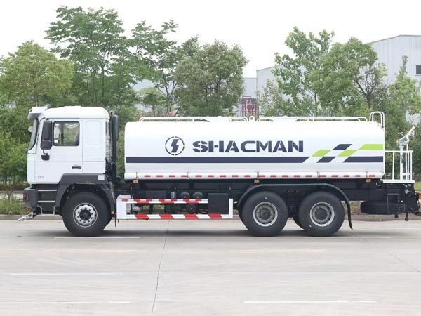 Shacman Water Tank Truck 20000 Liter F3000 Sprinkler Water Truck 380hp