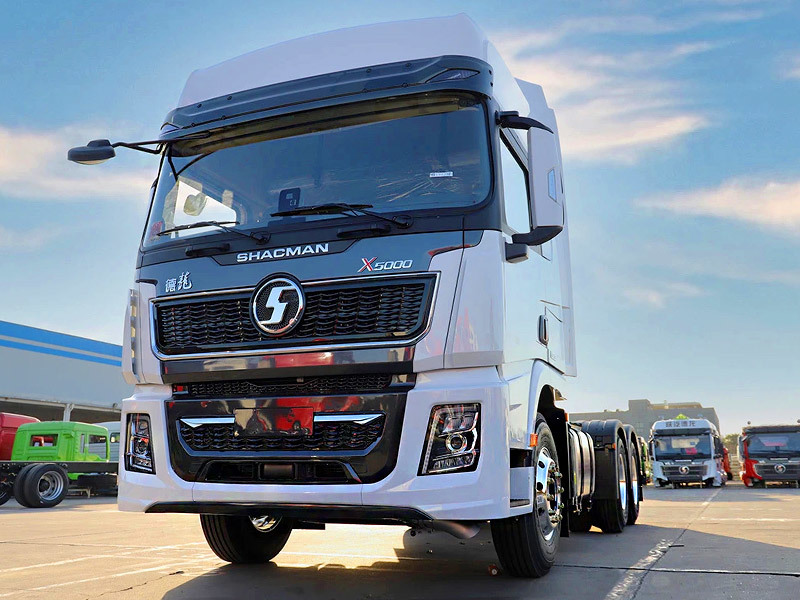 2024 le tracteur des roues 6x4 Shacman du produit nouveau 10 troque la tête X5000 à vendre