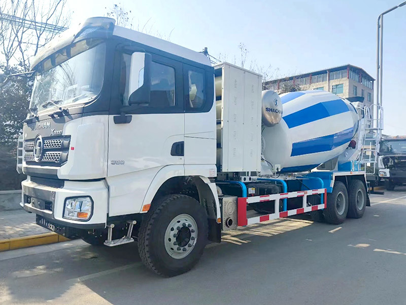 Shacman X3000 6x4 CNG Concrete Mixer Truck with 12m3 Capacity From China Manufacturer