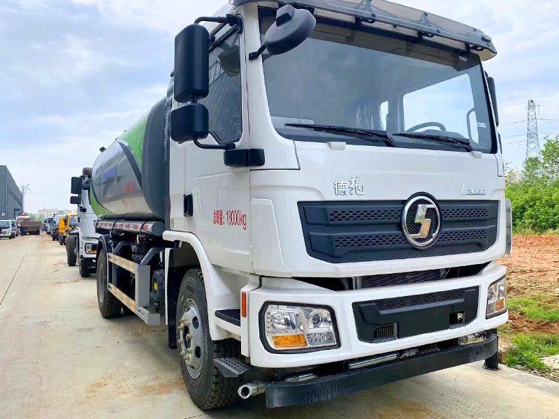 Shacman L3000 4X2 Sprinkler Truck Water Tank Truck on Sale
