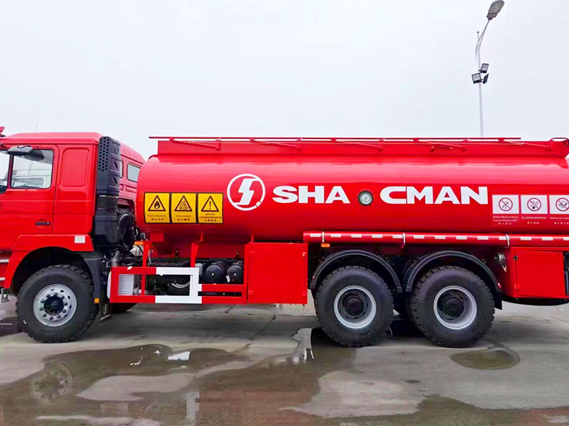 Red 340Hp Oil Tank Trucks Euro Ⅲ 15000L Shacman F3000 6x4 Crude Oil Tanker Truck