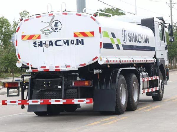 Shacman Water Tank Truck 20000 Liter F3000 Sprinkler Water Truck 380hp