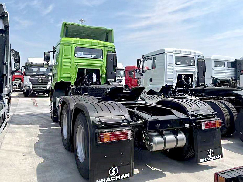 Good Condition New Shacman H3000 400hp Horse 6x4 Tractor Truck