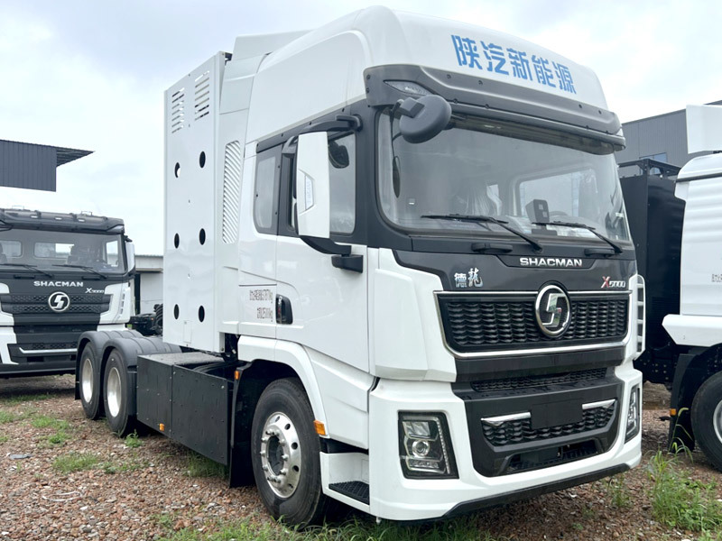 Shacman X5000 CNG Tracteur Camion 6*4 Meilleure Vente et Haute Efficacité Nouveau Camion avec Direction Gauche