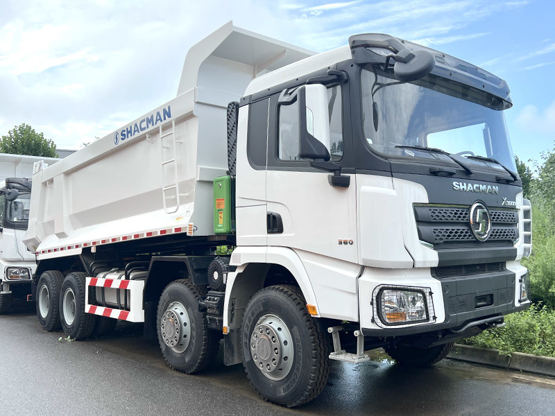 Shacman X3000 Dump Truck 8x4 380Hp EuroII U-bucket Tipper WEICHAI Engine