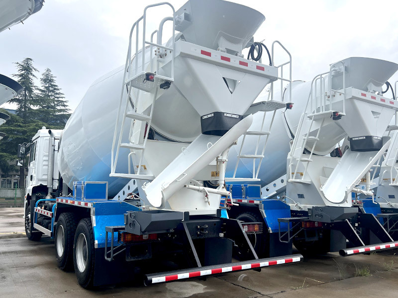 Shacman H3000 6x4 Concrete Cement Mixer 10Tyre Truck 10CBM Capacity New Shacman Concrete Mixer