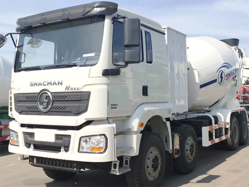 CNG Power Shacman H3000 8x4 Heavy Duty Chassis 14CBM Cement Drum Concrete Mixer Truck