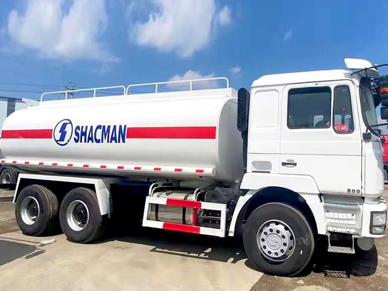 6x4 F3000 Fuel Oil Truck 18m³ 340Hp Euro Ⅲ White Shacman Oil Container Truck