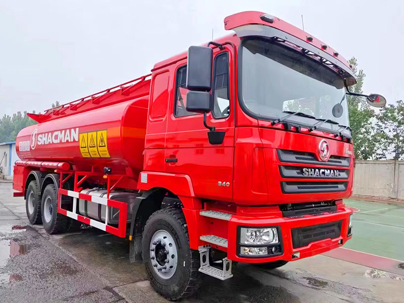 Red 340Hp Oil Tank Trucks Euro Ⅲ 15000L Shacman F3000 6x4 Crude Oil Tanker Truck