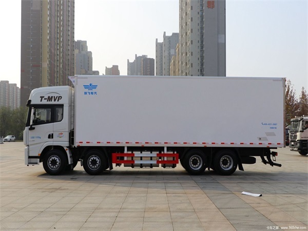 High Quality 8x4 New Shacman Euro II to Euro V X5000 Refrigerated Cargo Freezer Truck For Logistics