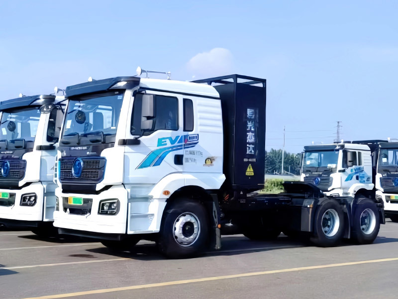 Shacman X5000E Tractor 6X4 New Energy Short-distance Transportation