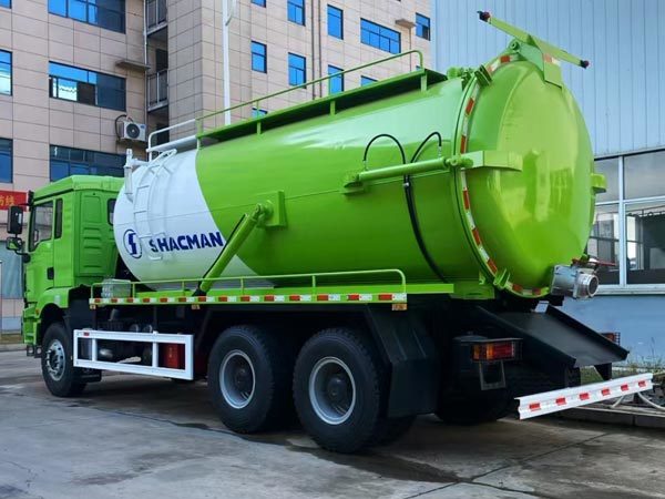 Shacman H3000 Euro II 6X4 Sewage Suction Truck