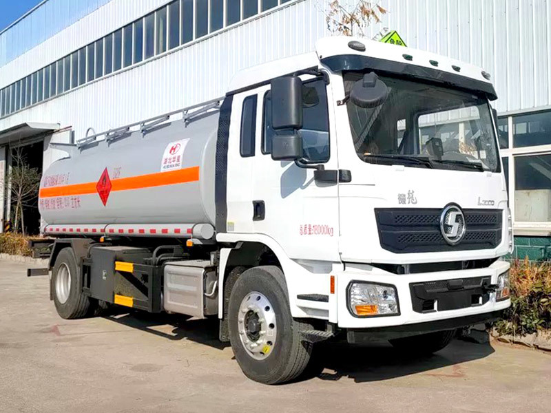 White 245HP Oil Tank Trucks Shacman L3000 4x2 Fuel Transfer Truck EuroⅤ
