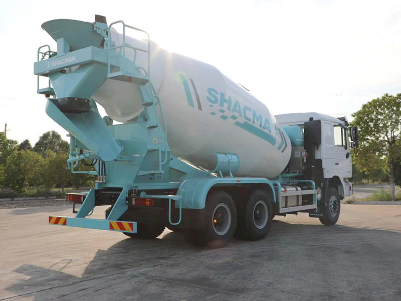 F3000 Shacman 8 Cubic Meters Concrete Mixer 6X4 Truck Mixture Machine with Factory Price
