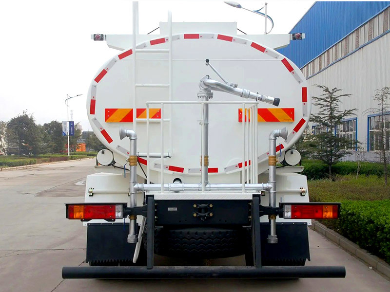 Shacman F2000 270HP 4X2 Sprinkler Truck Water Tank Truck on Sale