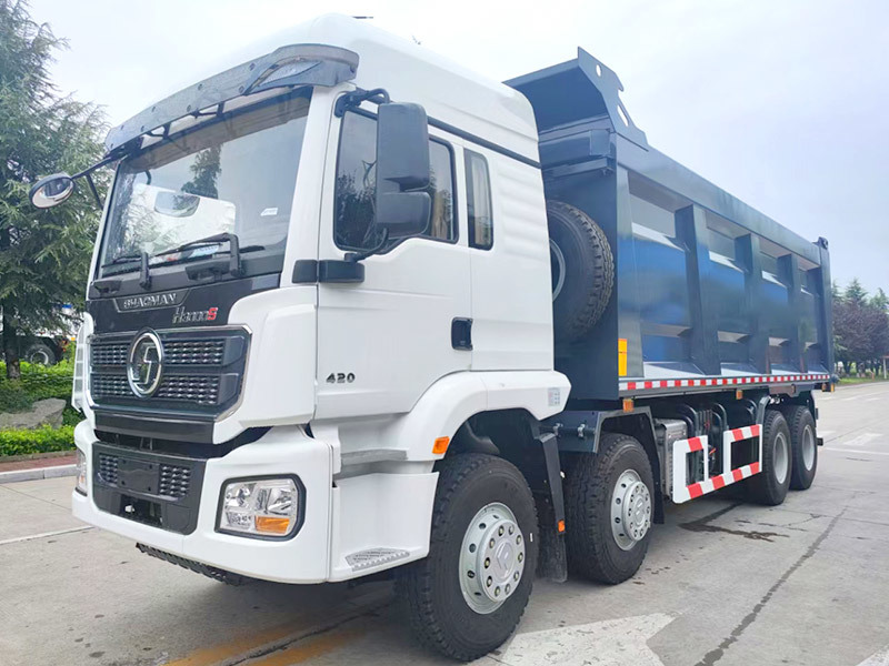 Shacman H3000S 8X4 Dump Truck with 420hp White for Sale