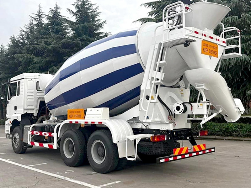 Shacman H3000 High Performance and High Efficiency 10 Cubic Meter Concrete Mixer Truck
