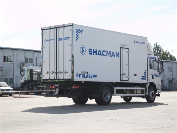 Excellent Truck Shacman L3000 Refrigerator Truck 4x2 185HP Euro 2 Right Hand Drive